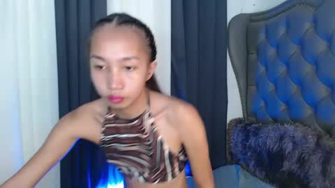 tskitty_girl online show from November 14, 2024, 11:59 am