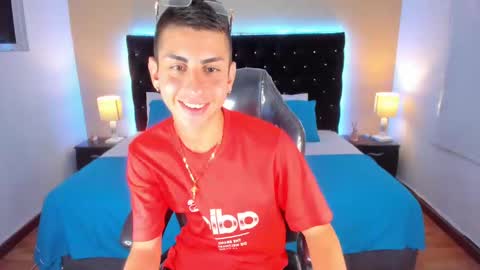 twink_scott22 online show from January 13, 2025, 9:06 pm