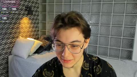 tyler_ocean online show from February 5, 2025, 9:57 pm