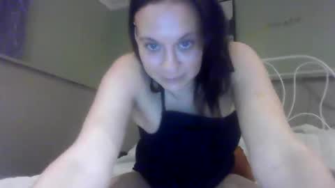 tynalynn online show from November 16, 2024, 2:13 am