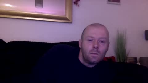 ukmatty3 online show from December 8, 2024, 8:33 pm