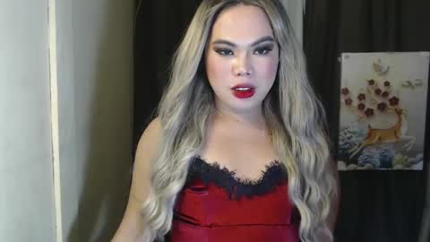 urasianpinay_mitch24 online show from November 25, 2024, 5:24 pm