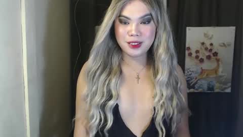 urasianpinay_mitch24 online show from November 29, 2024, 7:07 pm