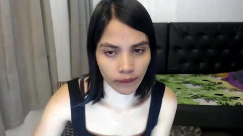 shyasianif you llike me please follow  you and be nice online show from January 10, 2025, 4:43 am