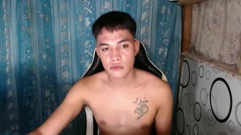 urexotic_cock online show from November 23, 2024, 6:33 am