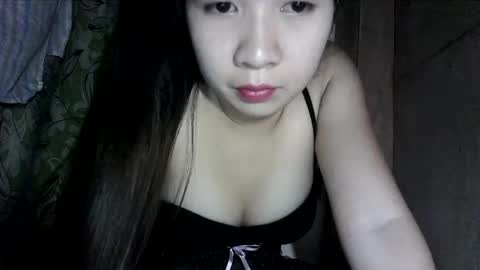 urhot_wendz online show from January 14, 2025, 2:11 pm