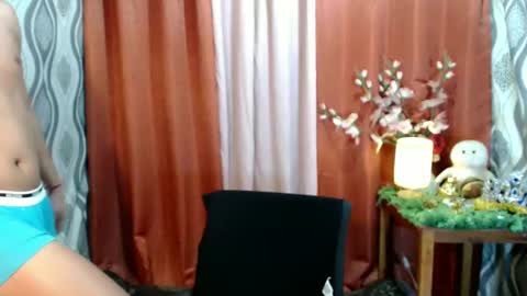 urhunky_ivan online show from November 20, 2024, 7:07 am