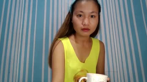 urlovelygirl25 online show from December 9, 2024, 1:02 am