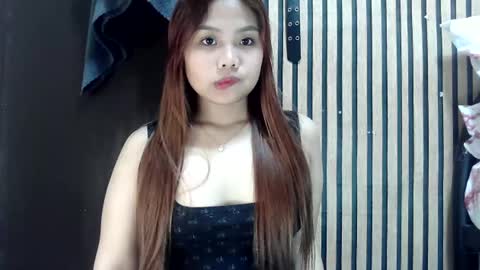 urpinaycutie online show from December 3, 2024, 11:49 am