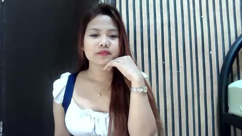 urpinaycutie online show from December 14, 2024, 10:01 am