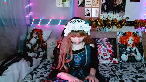 Usagi Blush online show from January 8, 2025, 1:44 am