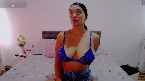 valeria 24 online show from January 6, 2025, 3:56 pm