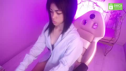 valeria_rod online show from January 9, 2025, 8:05 pm