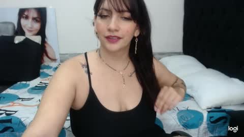 valeria online show from November 18, 2024, 4:38 am