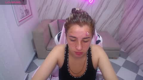 valerie_b online show from December 1, 2024, 3:02 am