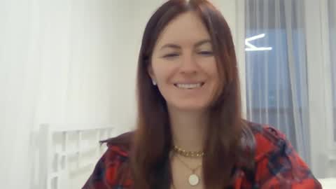 valerie_rose777 online show from December 15, 2024, 12:46 pm