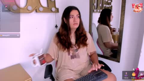 valery__maravilla online show from December 29, 2024, 12:05 pm