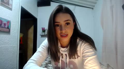 vane_wills online show from December 24, 2024, 1:50 am