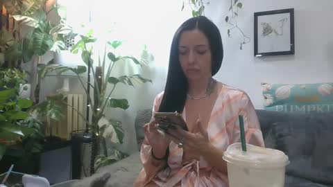 vanessa__foxx online show from December 18, 2024, 1:55 am