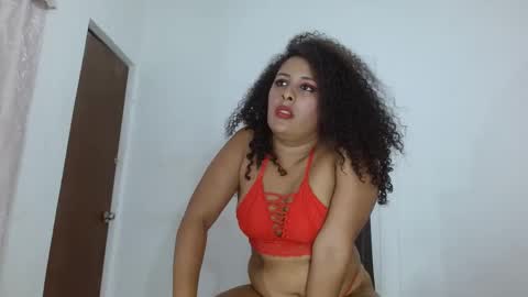 vanessasexy74 online show from November 26, 2024, 9:15 pm