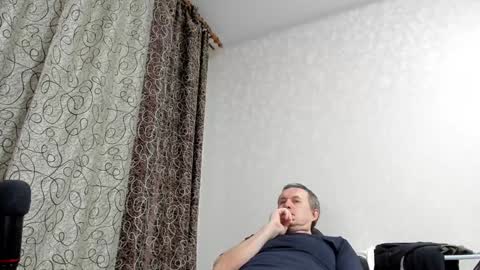 vano_822 online show from January 3, 2025, 10:37 pm