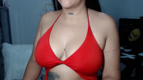 venus_menoza online show from November 28, 2024, 1:27 pm