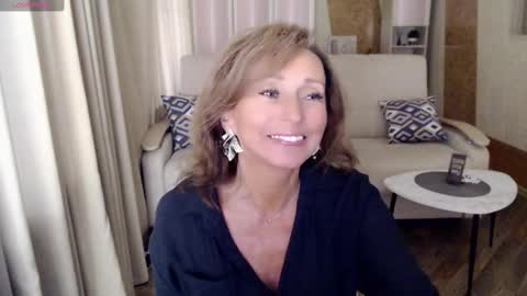 Helen online show from November 25, 2024, 4:59 am