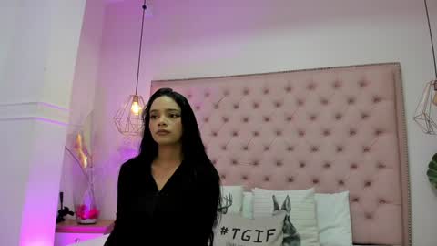 victoria_kitt online show from December 8, 2024, 6:02 pm