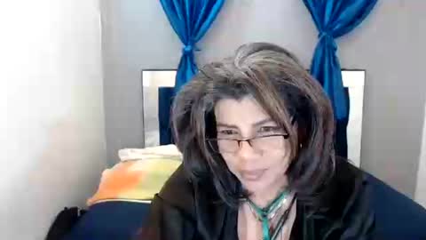 VIKY ADAMS online show from November 14, 2024, 5:02 pm