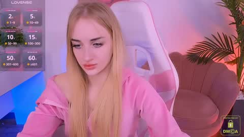 violet__t online show from December 2, 2024, 10:23 pm