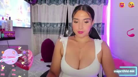 Jimena online show from November 26, 2024, 12:02 am