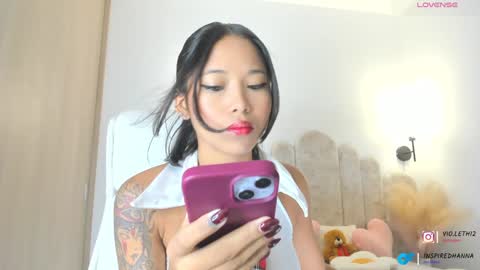 violeth___ online show from January 18, 2025, 11:07 am