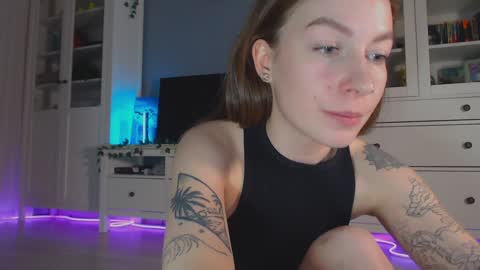 weed_princesss online show from December 5, 2024, 1:46 pm