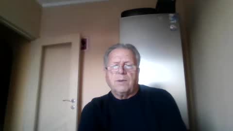 wer_tman157868 online show from November 17, 2024, 2:41 pm