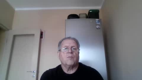 wer_tman157868 online show from December 28, 2024, 12:10 pm