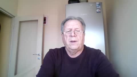 wer_tman157868 online show from January 4, 2025, 1:15 pm