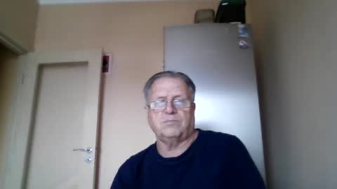 wer_tman157868 online show from December 24, 2024, 8:49 am