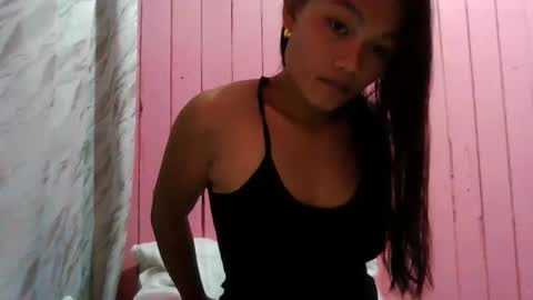 wildchilly_pearl19 online show from January 13, 2025, 3:50 am