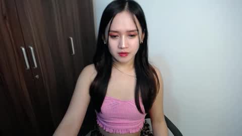 xasian_babygirl online show from November 21, 2024, 7:10 pm