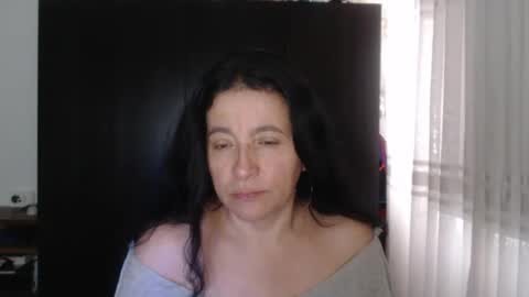 yasmin_love85 online show from December 16, 2024, 2:55 pm