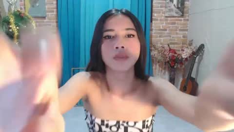 ymee_shane18 online show from December 26, 2024, 2:15 am