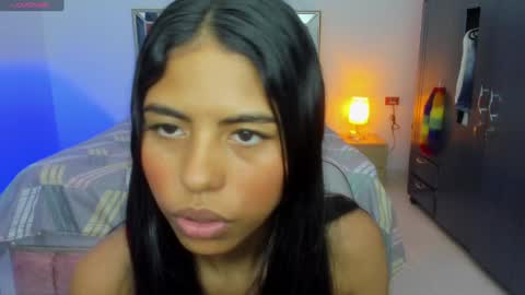 youlyn_777 online show from December 11, 2024, 4:14 am