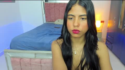 youlyn_777 online show from December 1, 2024, 3:13 am