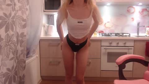 your_dream6996 online show from December 4, 2024, 6:34 pm