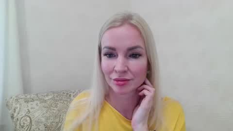 yourr_lana online show from January 29, 2025, 9:40 am