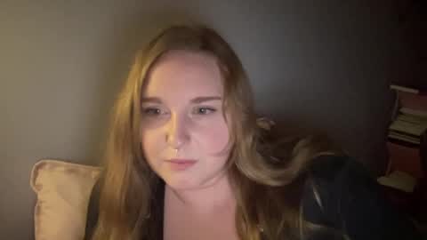 yourthickgingergoddess online show from December 5, 2024, 6:47 am