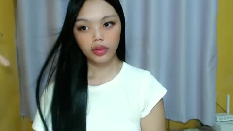 zaima_babe online show from December 9, 2024, 4:27 am