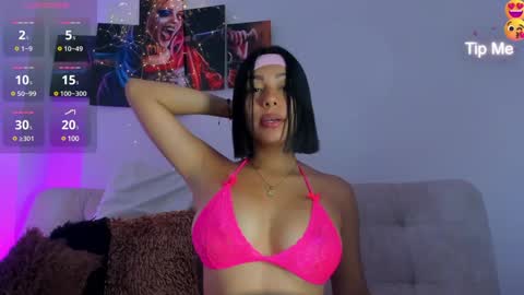 zoe_b1 online show from January 8, 2025, 12:24 pm