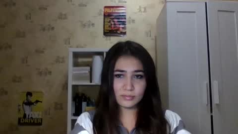 zoe_lightx online show from January 16, 2025, 7:36 pm