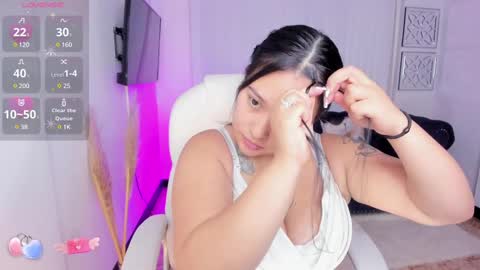 zoleth_adams online show from November 20, 2024, 11:58 am